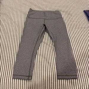 Lulu lemon cropped wunder under leggings